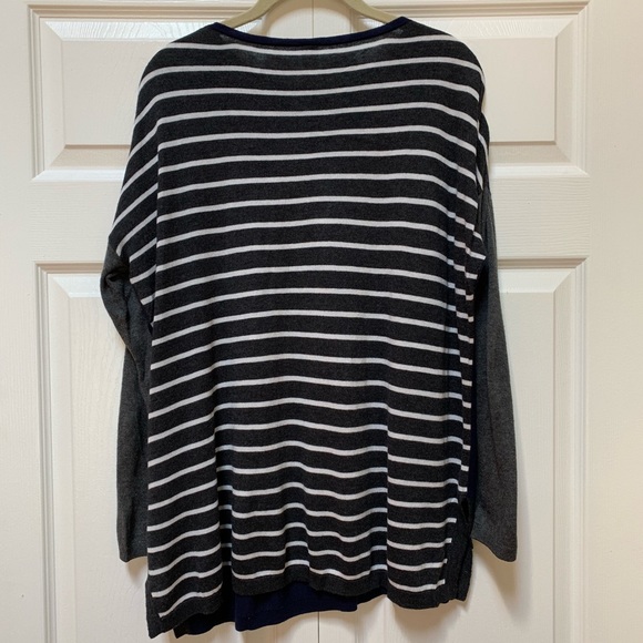 Old Navy Maternity Sweater - Picture 2 of 4